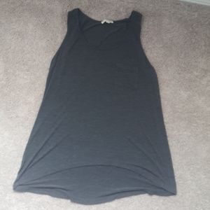 Grey tank
